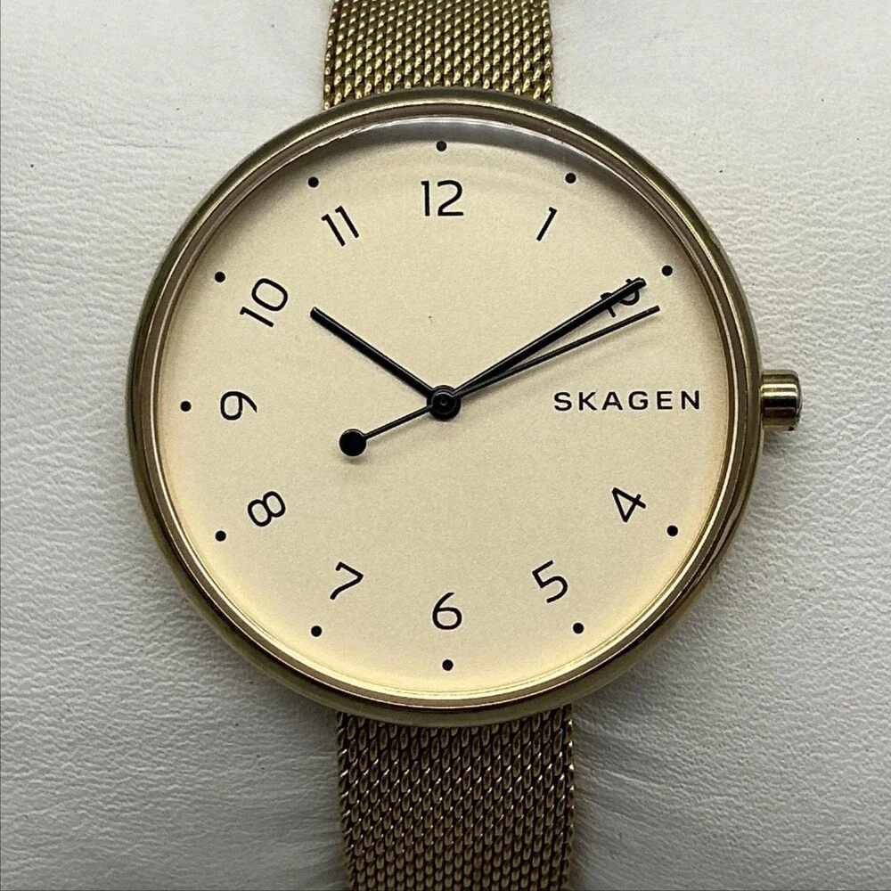 Skagen SKW2653 Signatur Womens Watch 36mm Champagne Dial Gold Tone Mesh New Batt